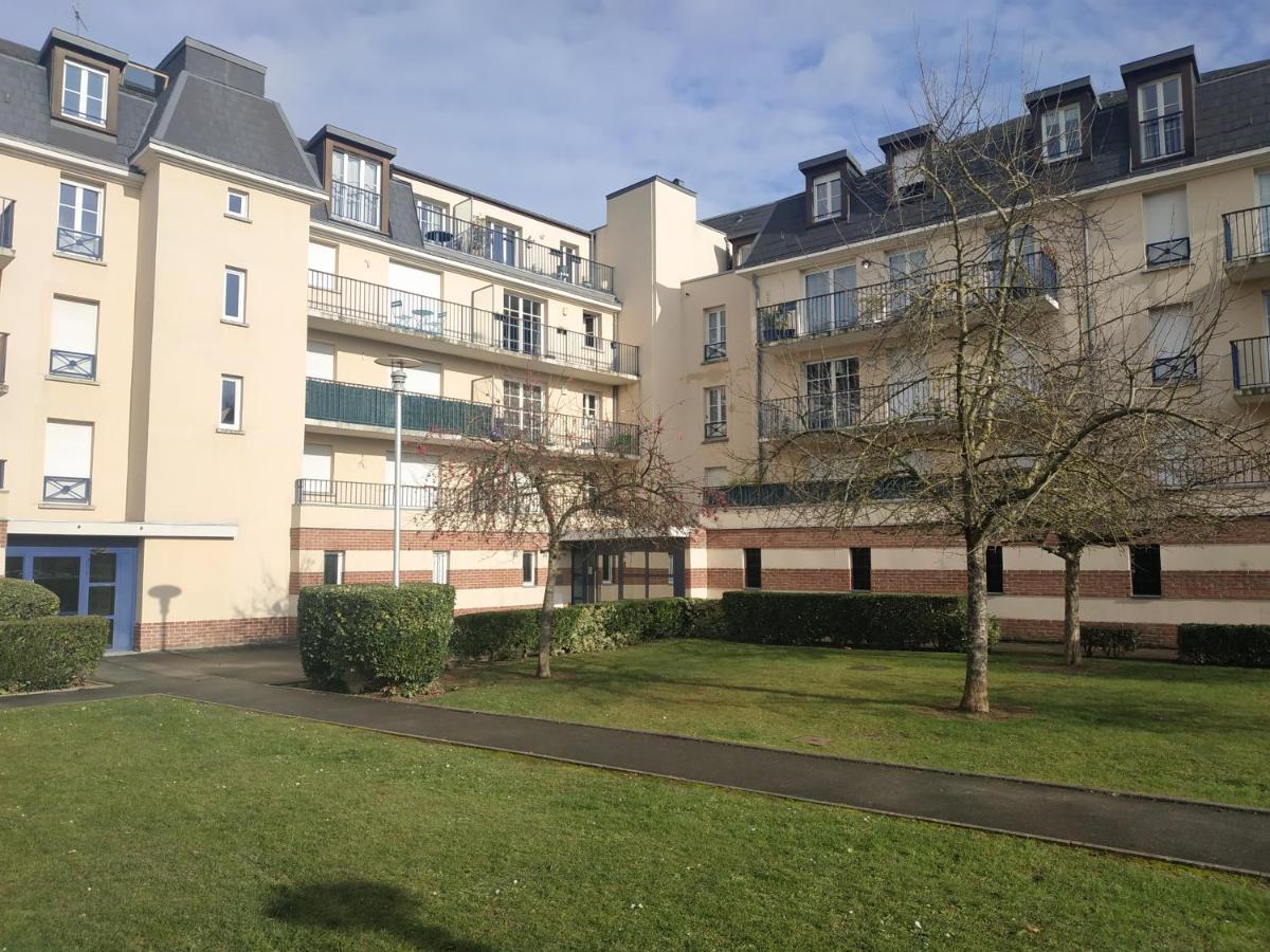 Bonvallet - Studio Paisible Et Chaleureux Avec Balcon Amiens Pokój zdjęcie